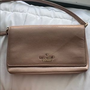 Small Kate Spade crossbody purse